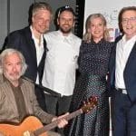Prominenter Besuch (und Gastgeber!) bei der Gala für Lecker hoch drei. V.l.n.r.: Stefan Gwildis, Kai Gosslar, Steffen Henssler, Eva Habermann, Dr. Matthias Riedl. Foto: Martin Brinckmann